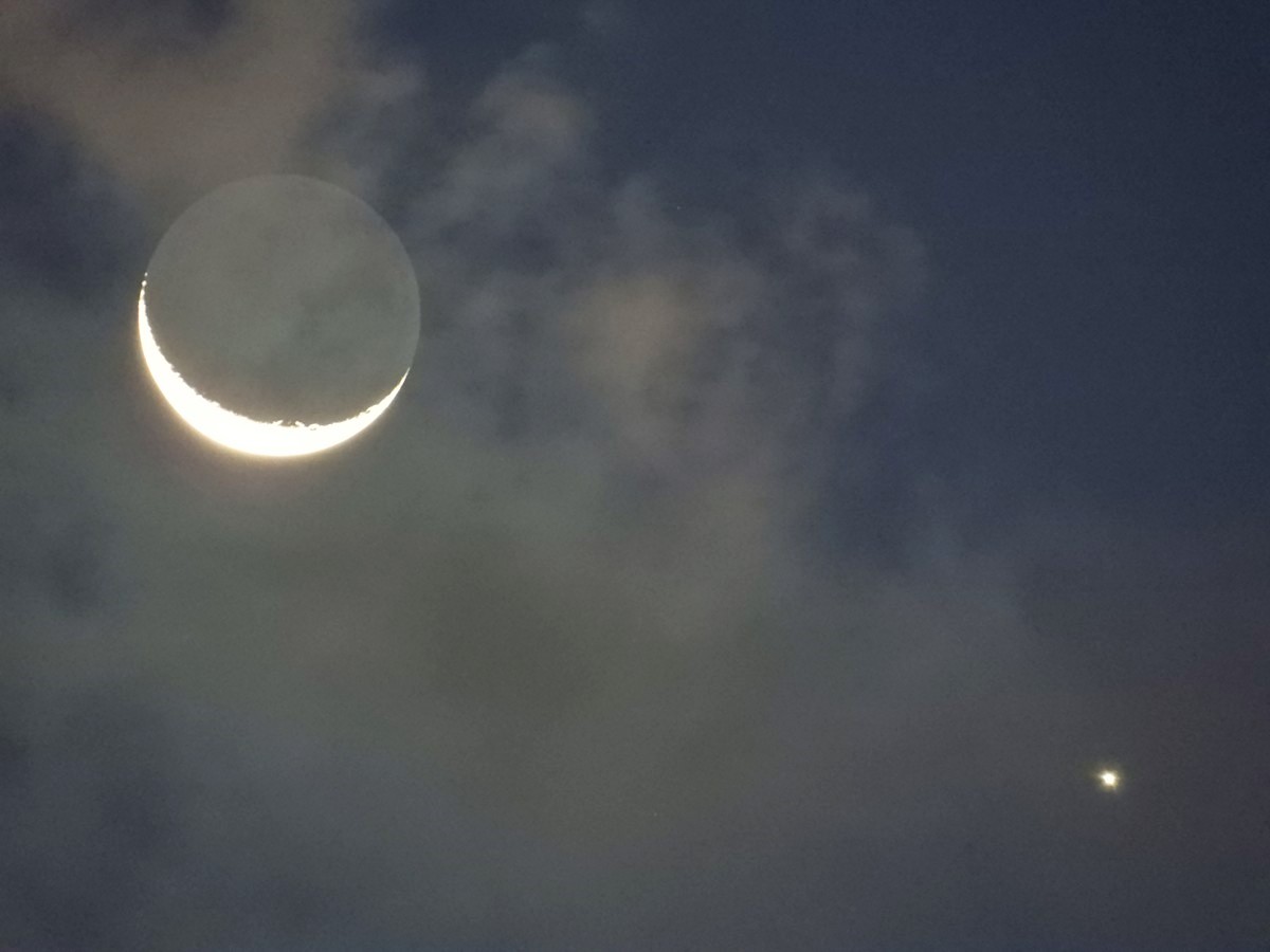 Rapprochement Lune - Vénus - Photo de Gérard Hesler