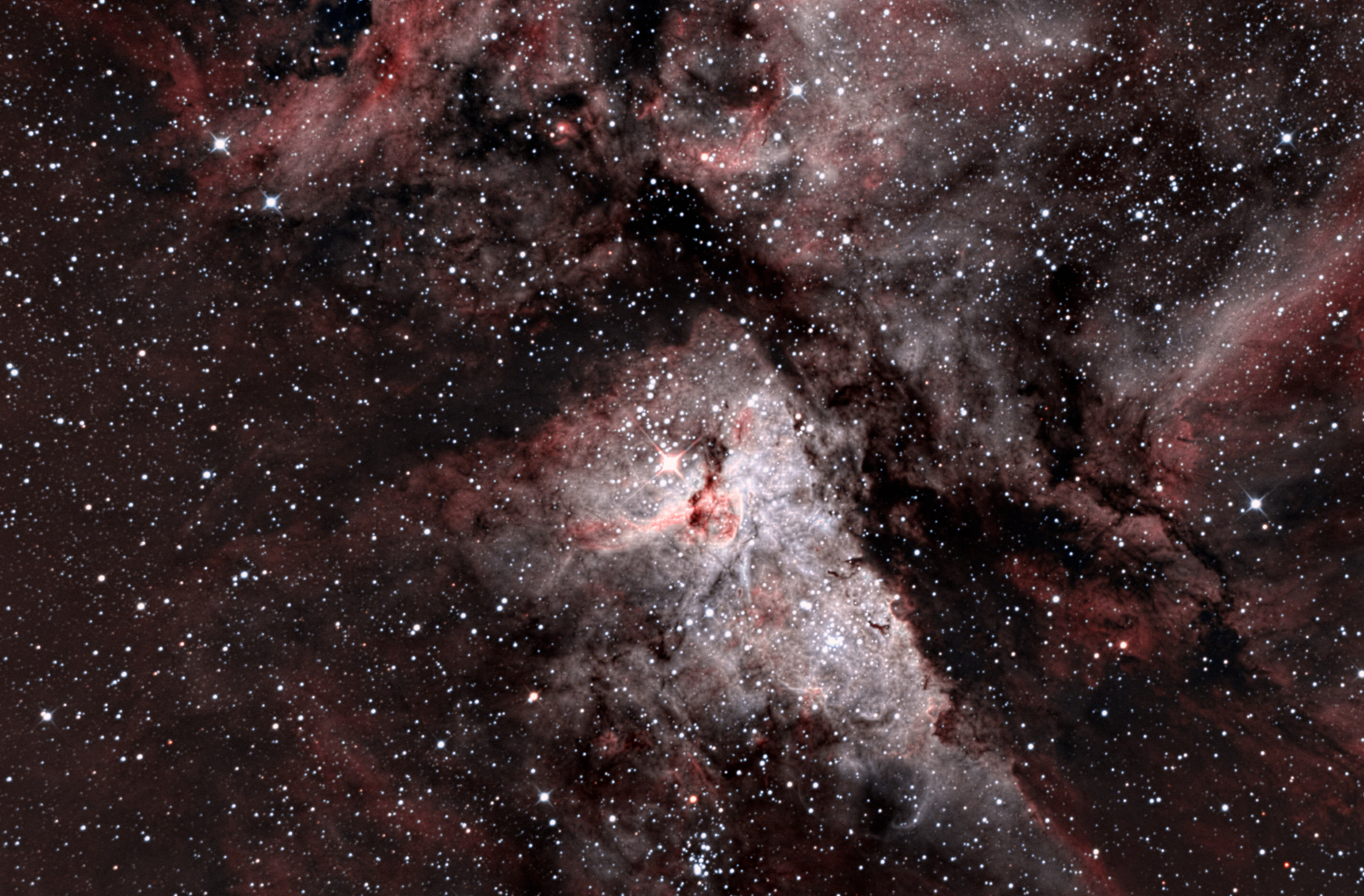 NGC 3372 - Photo de Gérard Hesler