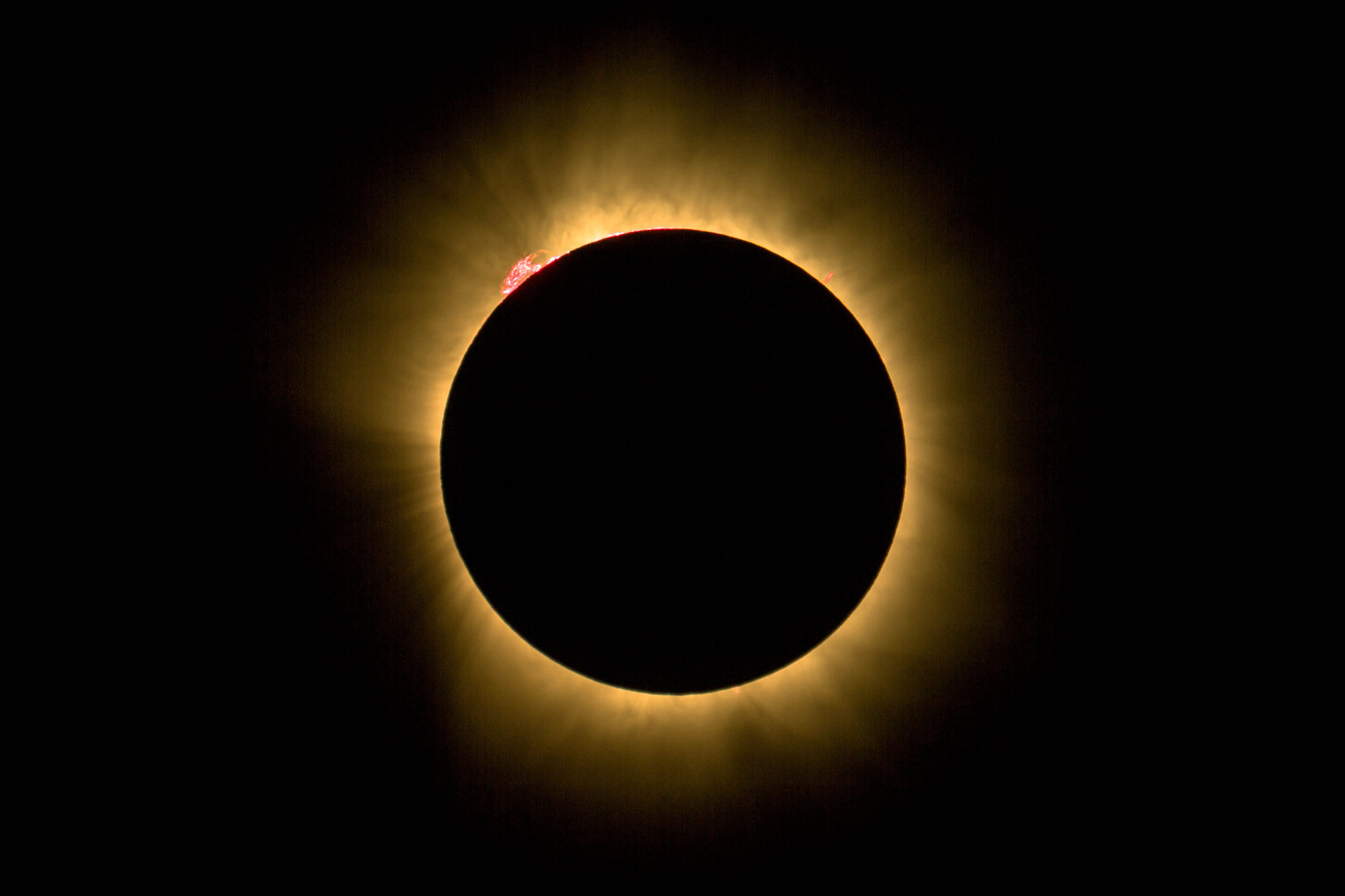 Eclipse du Soleil - Photo de Bernard Mondon